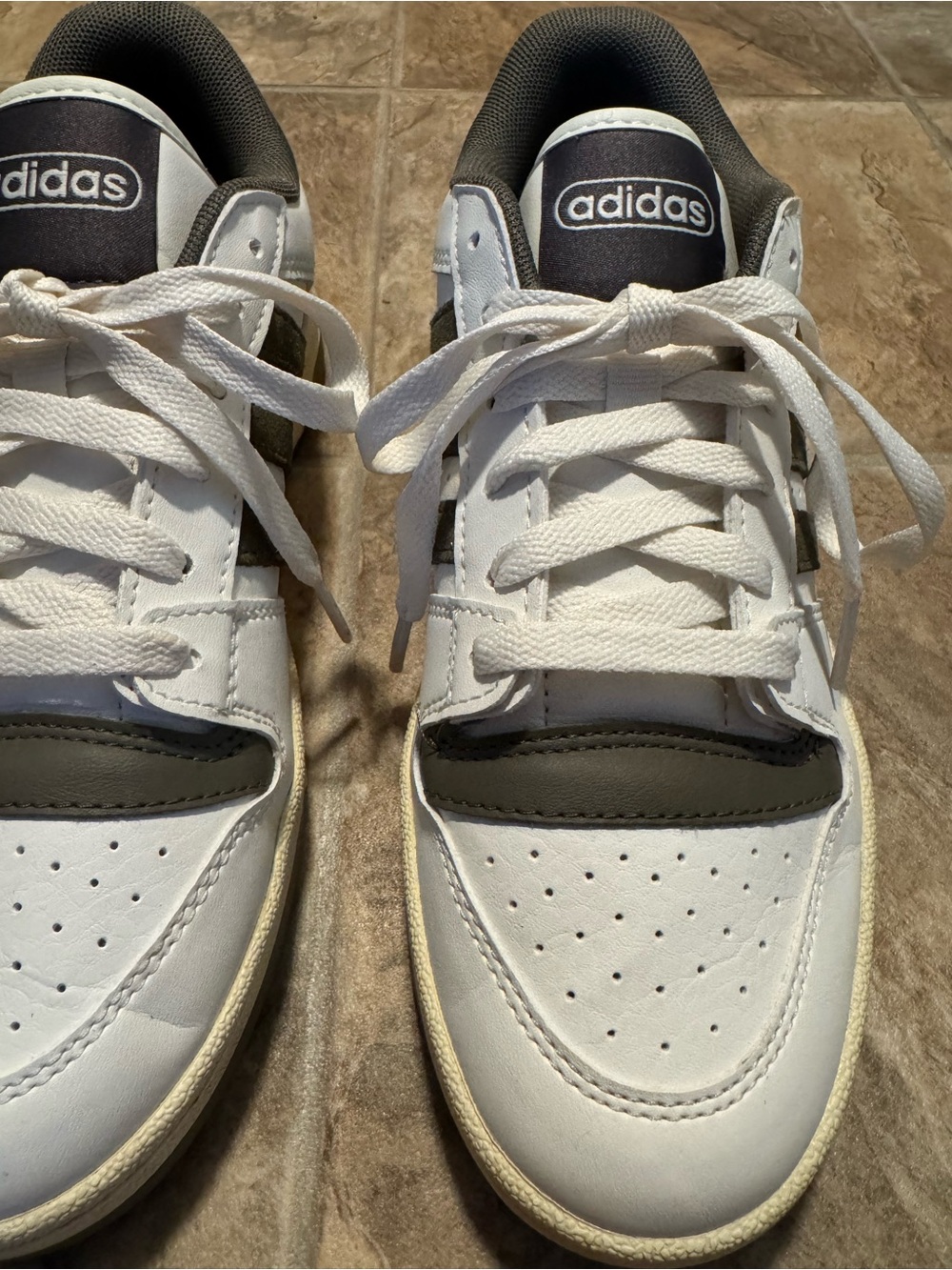 adidas White and Green Low-Top Sneakers with Cream Accents - Picture 3 of 8